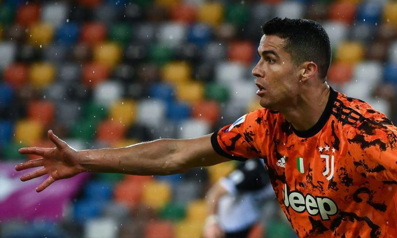 Cristiano Ronaldo struck twice in rescue Juventus in Udine.