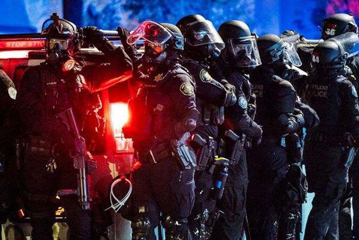 50 police officers resign to solidarise with colleague found guilty of assaulting photographer