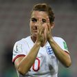 Former England women's international Karen Carney has been at the centre of social media storm after her punditry was criticised by Leeds United