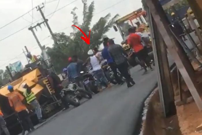 Shatta Wale clash with contractors in Nima