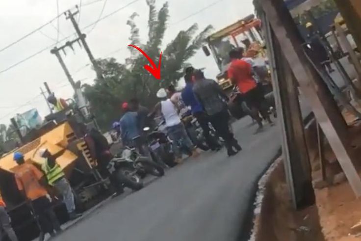 Shatta Wale clash with contractors in Nima