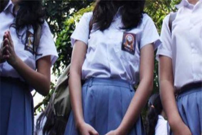 SHS girls return to school with pregnancy and engagement rings