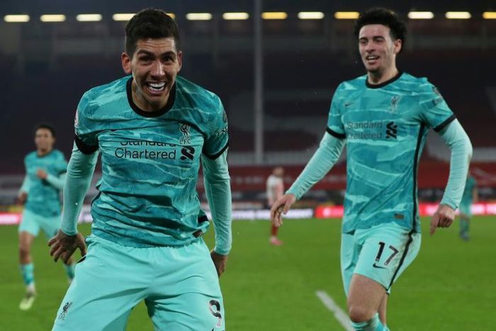 Bobby Dazzler: Roberto Firmino (left)and Curtis Jones (right)got Liverpool back to winning ways at Sheffield United