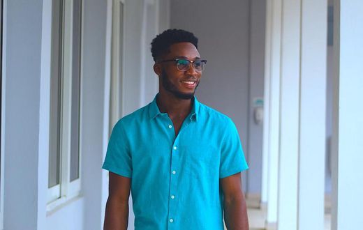 Singer Derrick Prince