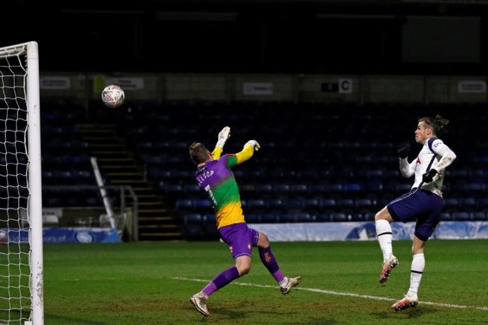 Gareth Bale received a welcome boost in having his goal scoring performance in the FA Cup win over Wycombe praised by Tottenham Hotspur manager Jose Mourinho