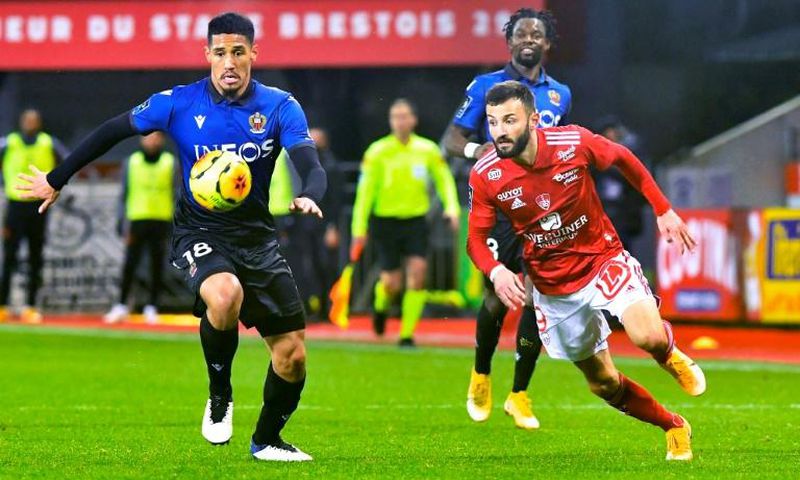 Meet the 'boss': William Saliba in action against Brest in midweek