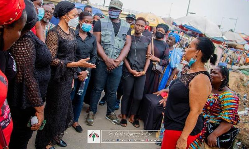 Zanetor visits Odawna market