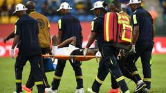 Baba Rahman suffering a serious injury at AFCON 2017