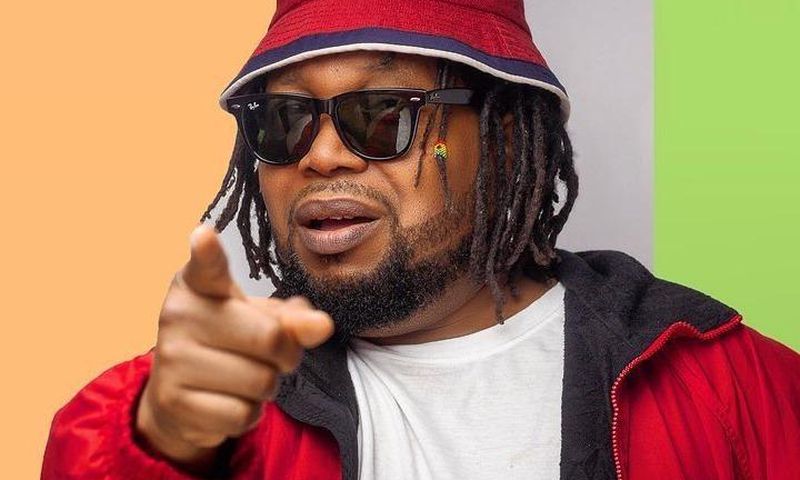 Singer Knii Lante