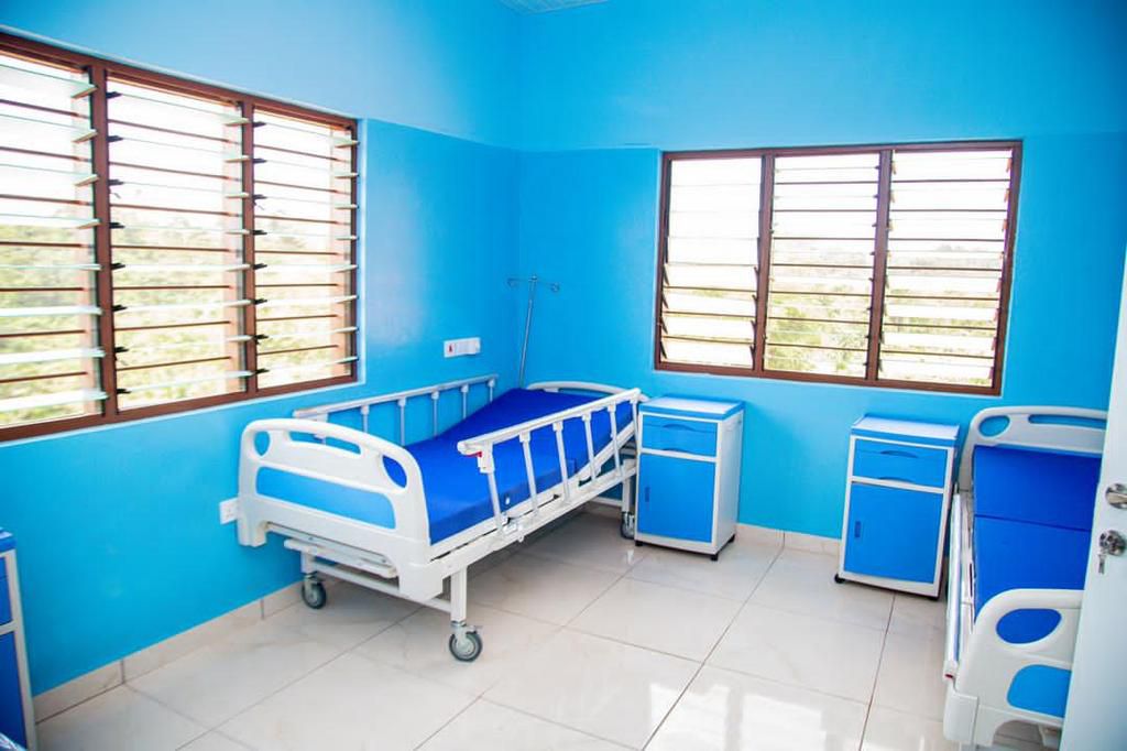 Kasapreko CEO donates ultra-modern polyclinic, Nissan Frontier to Wassa Amenfi Central