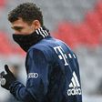 Benjamin Pavard returned to training with Bayern Munich on Wednesday after a fortnight in quarantine since testing positive for Covid-19