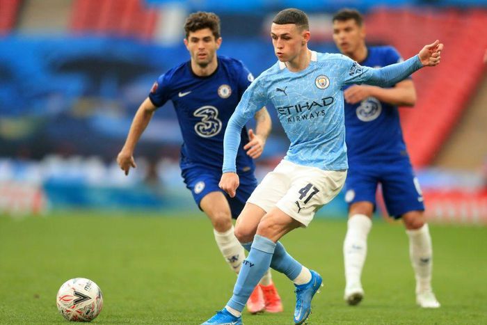 Manchester City can seal the Premier League title against Chelsea on Saturday in a prelude to the Champions League final