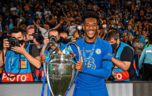 ‘Don’t play for Black Stars; Ghana ends careers’ – Charles Taylor advises Hudson-Odoi