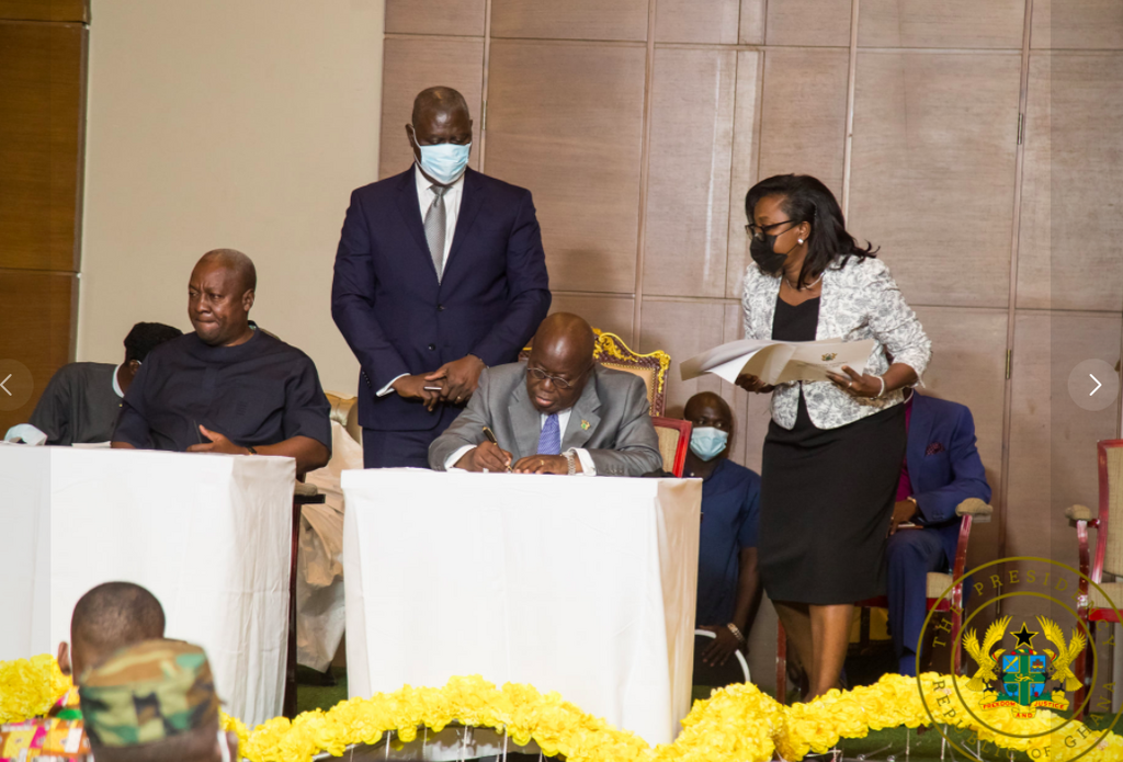Akufo-Addo and Mahama sign peace ahead of election 2020
