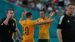 Aaron Ramsey (L) and Gareth Bale created four chances against Turkey