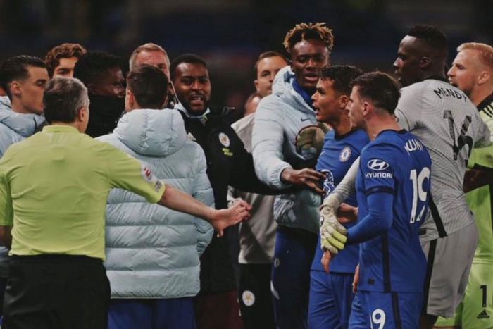 ‘Show him who’s boss!’ – Thiago Silva’s wife hails him for confronting Amartey