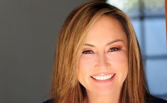 Rebecca Zung