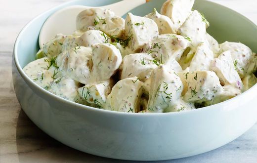 Creamy potatoes salad