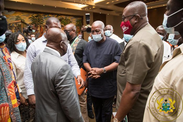 President Akufo-Addo and Former president John Mahama in peace agreement