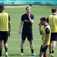 Frenkie de Jong (C) training with the Dutch team at their base this week
