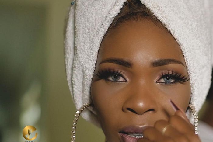 Ama Nova Calibre cover artwork