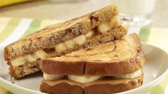 Grilled Peanut Butter and Banana Sandwich