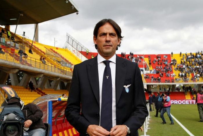 Lazio coach Simone Inzaghi failed to beat his brother Filippo as his side drew at Benevento