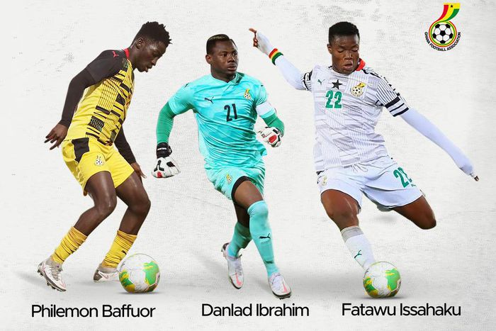 Black Satellites trio