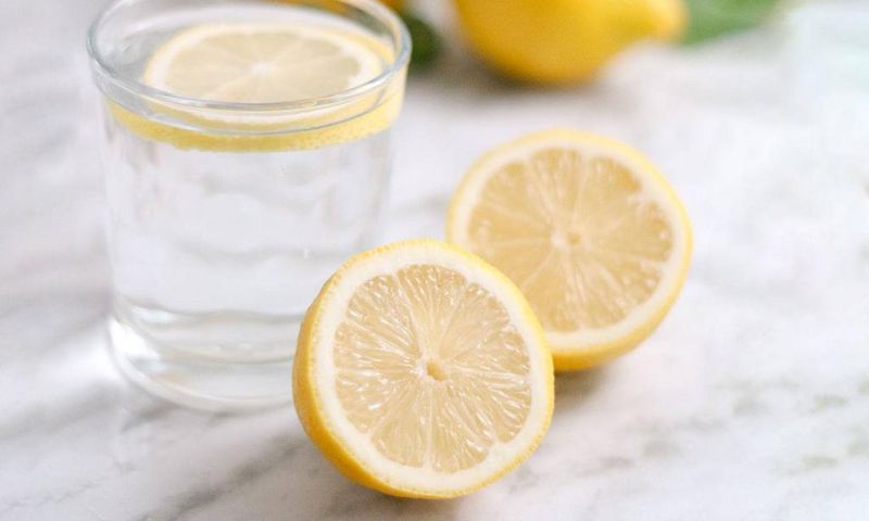 lemon inside a glass of water [fitnessjockey]
