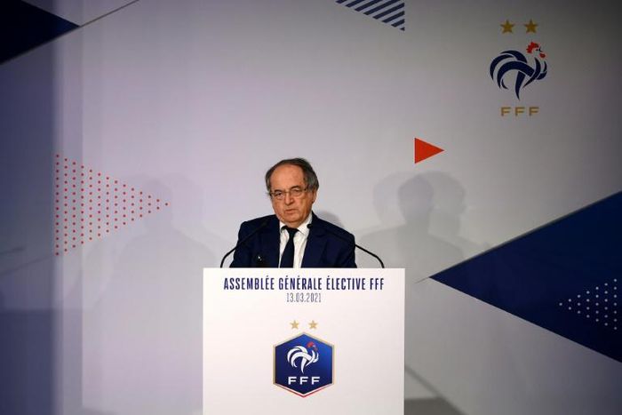 Le Graet delivering his reelection pitch to Saturday's FFF General Assembly