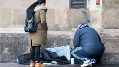 Homeless man rejects tea from good Samaritan, saying “I prefer coffee”