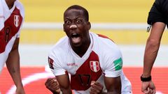 Luis Advincula was the unlikely hero as Peru stunned Ecuador in Quito to earn their first win of the qualifying campaign