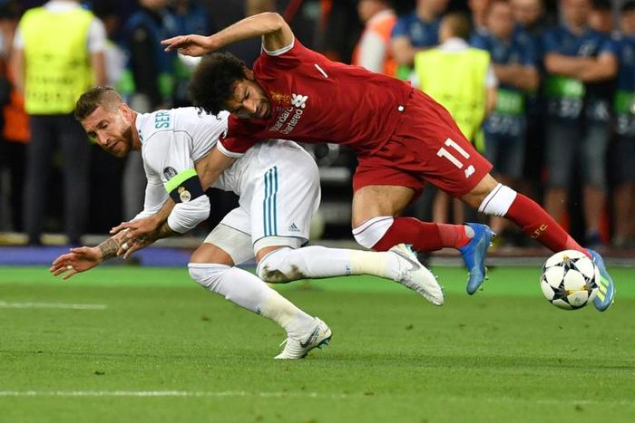 Mohamed Salah was forced off early in the 2018 Champions League final by a shoulder injury suffered in a clash with Sergio Ramos
