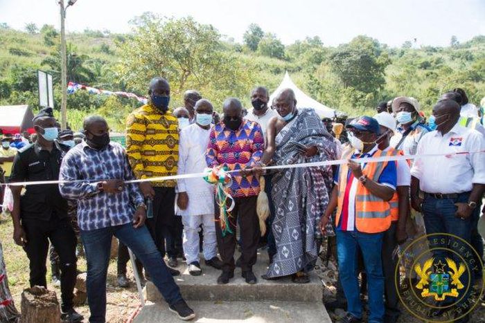 President Akufo-Addo commissions hydro station
