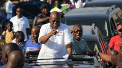 Don’t vote ‘skirt and blouse’ – Akufo-Addo tells electorates