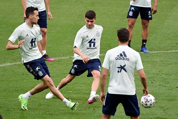 Spain's Euro preparations have been disrupted after Sergio Busquets (left) tested positive for Covid-19 last weekend.