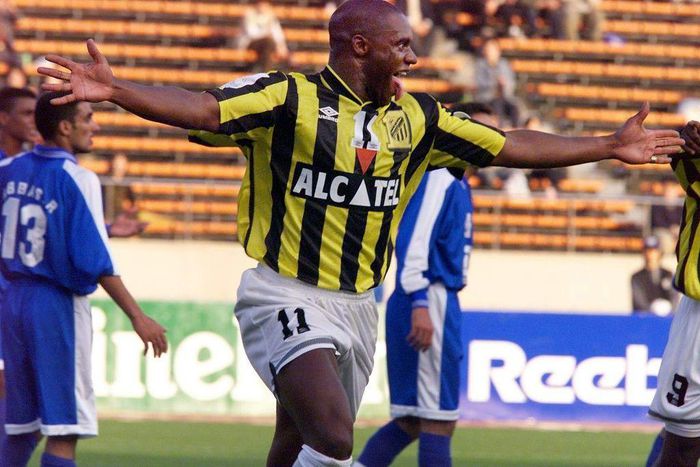Dalian Atkinson in action for Saudi Arabia's Al-Ittihad in 1999