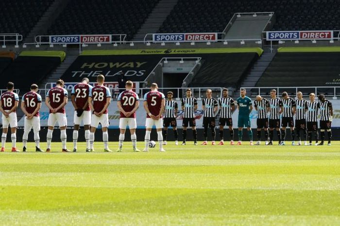 West Ham and Newcastle players pay tribute to late Prince Philip