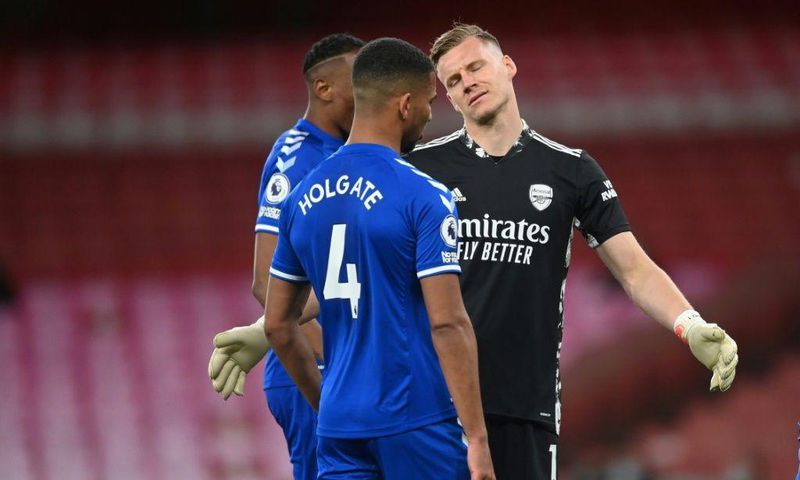 Howler: Arsenal goalkeeper Bernd Leno at the end of the game