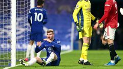 Stalemate: Chelsea and Manchester United drew 0-0 in a result that did little for either side's Premier League ambitions