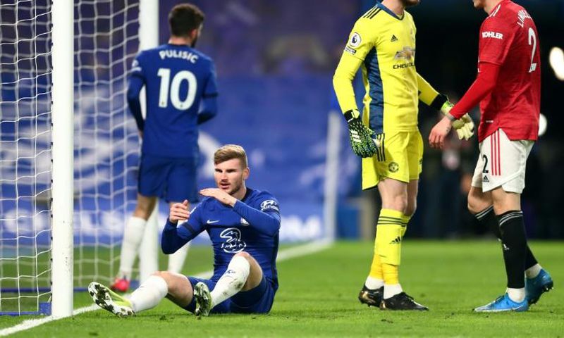 Stalemate: Chelsea and Manchester United drew 0-0 in a result that did little for either side's Premier League ambitions