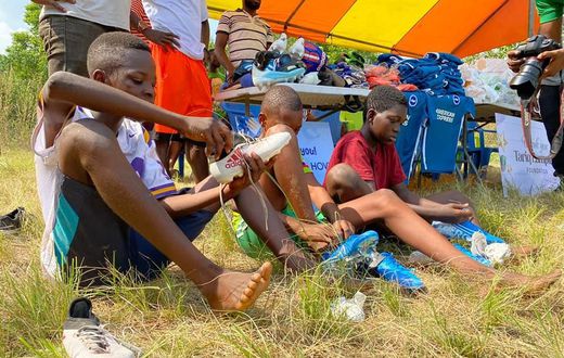 Brighton defender Tariq Lamptey donates boots, food items to kids in Nuaso on Christmas Day