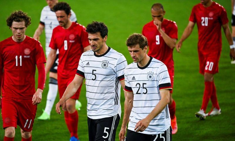 Mats Hummels (centre, left) and Thomas Mueller (centre right) were among four players who sat out Germany training Monday