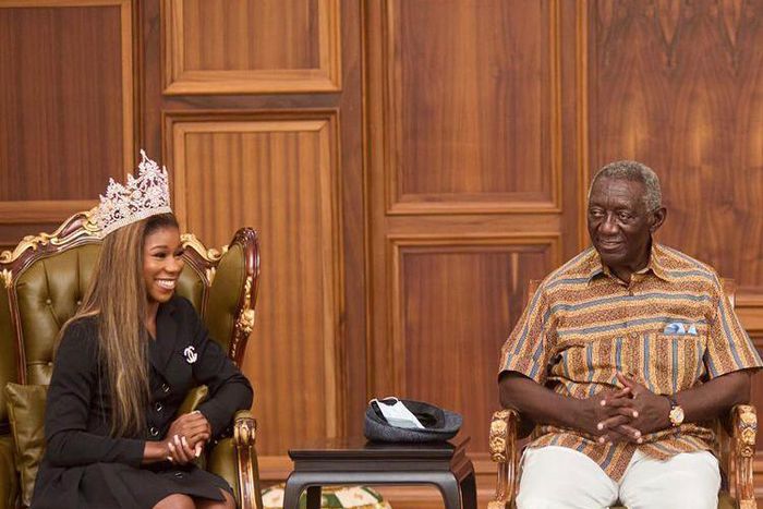 Chelsea and former President Kuffour