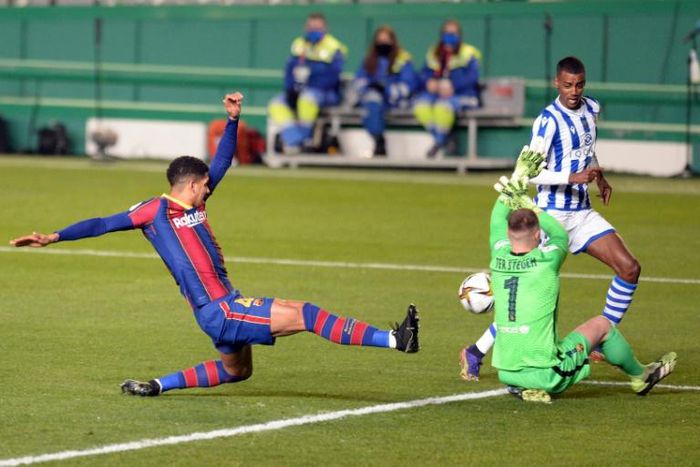 Marc-Andre ter Stegen delivered a brilliant performance as Barcelona reached the Spanish Super Cup final on Wednesday.