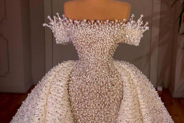 Wedding dress