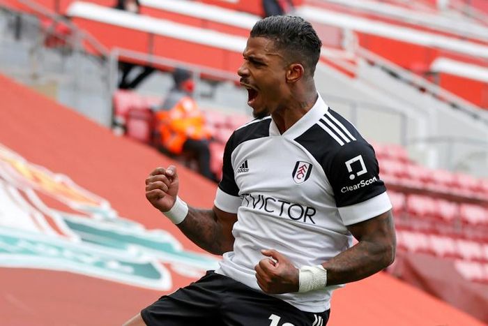 Fulham midfielder Mario Lemina celebrates after scoring at Liverpool