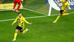 Raphael Guerreiro (L) celebrates scoring the winning goal for Dortmund in Wednesday's 2-0 home win over Union Berlin