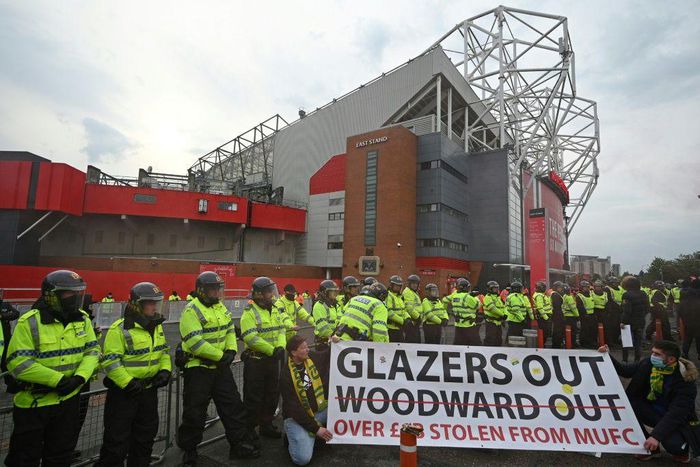 A much tighter security presence was in place for a protest by Manchester United fans ahead of Thursday's Premier League clash with Liverpool