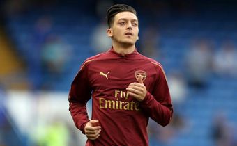 Mesut Ozil is swapping Arsenal for Fenerbahce